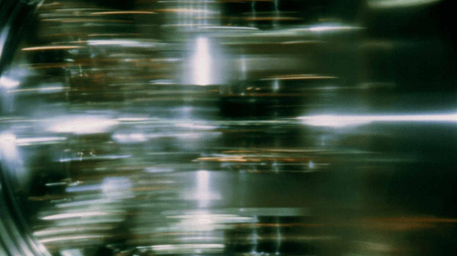 Layered green reflective architecture